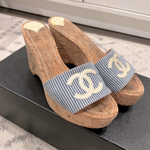 AUTHENTIC CHANEL mules - Picture 1 of 6